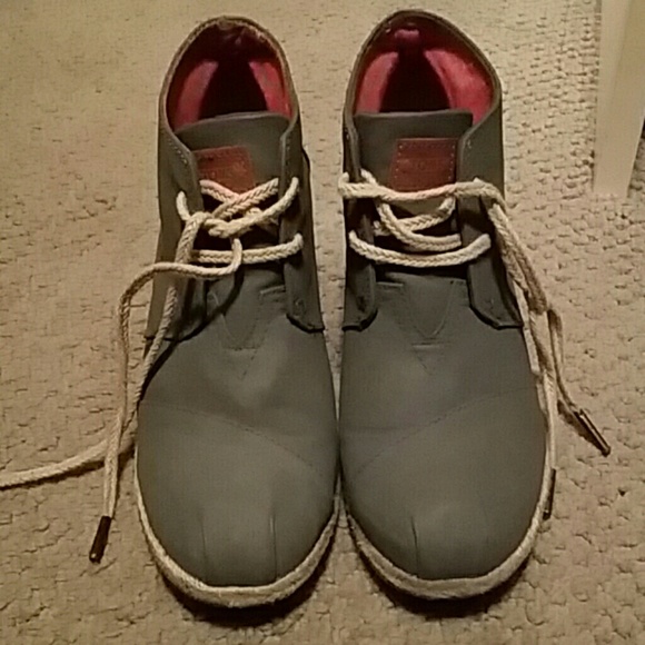 Barely used TOMS wedge ankle boots