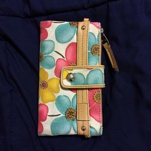 Relic Multicolor Floral Fabric Wallet