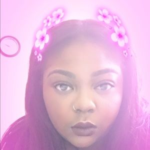 Meet your Posher, Munirat
