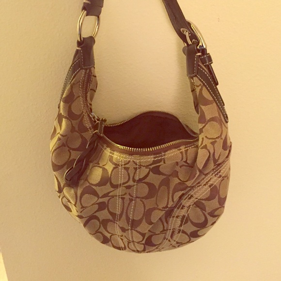 Coach hobo bag