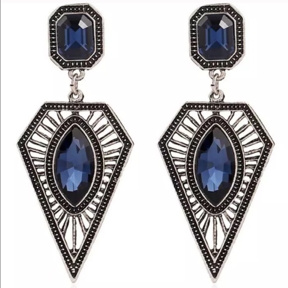 2 Pairs Retro Exaggeration Crystal Drop Earrings - Picture 4 of 4