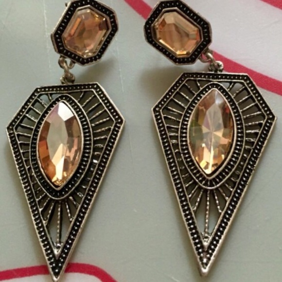 2 Pairs Retro Exaggeration Crystal Drop Earrings - Picture 3 of 4
