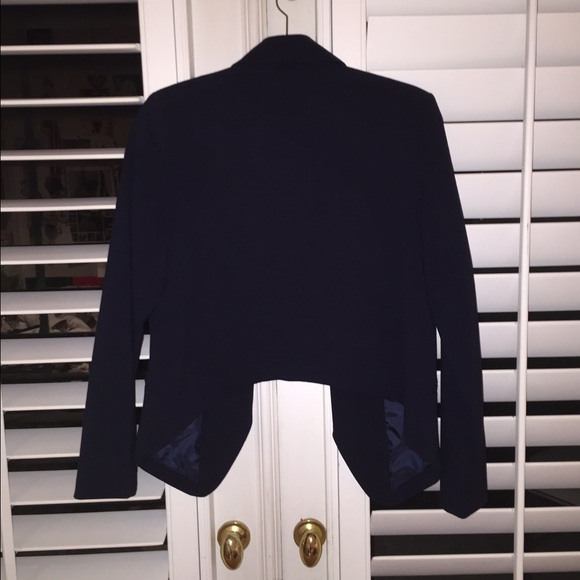 Blazer - Picture 2 of 2