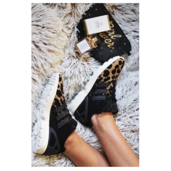✖️SOLD✖️ NWT Adidas Ombré Cheetah Sneakers