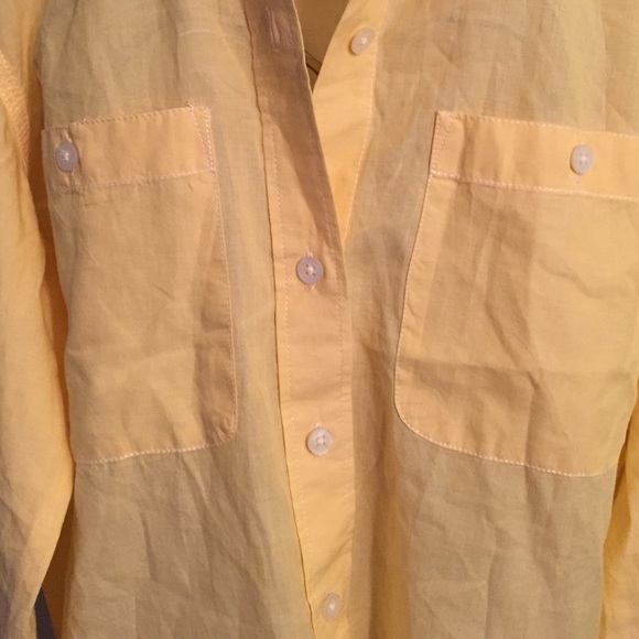 Lauren Ralph Lauren Small Yellow button up - Picture 3 of 4