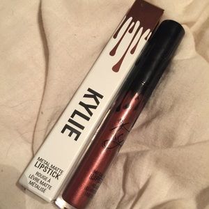 Kylie Lip Kit
