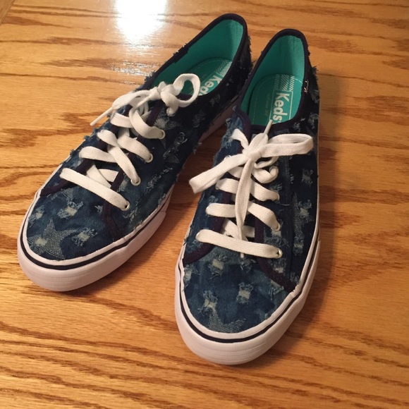 NWOT Sz 9.5 Keds sneakers
