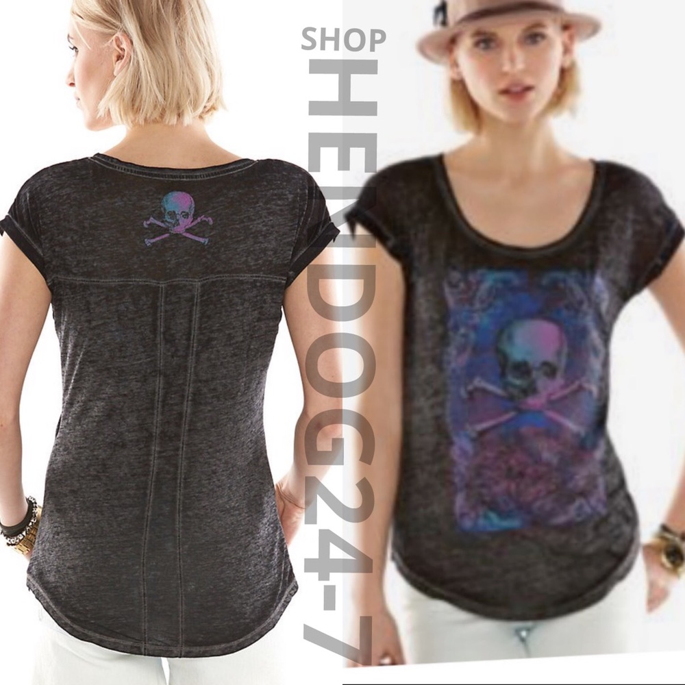 ROCK & REPUBLIC BURNOUT SKULL GLITTERY GRAPHIC TEE