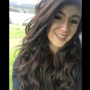 Meet your Posher, Evelyn