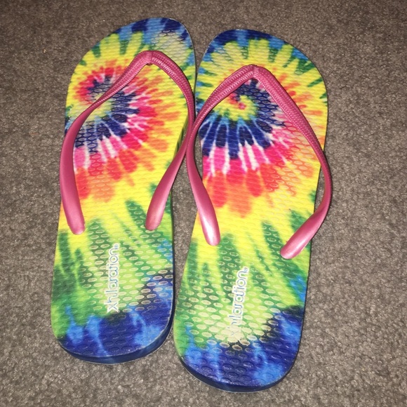 Tye dye flip flops!