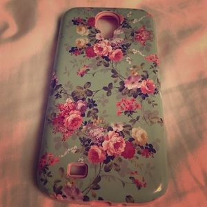 Galaxy S4 floral case
