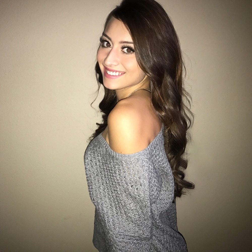 Meet your Posher, Michaela