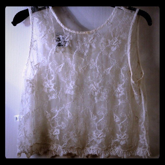 Floral Lace Crop Top