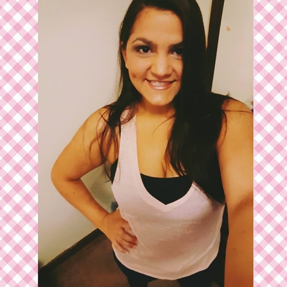 Meet your Posher, Tiffany