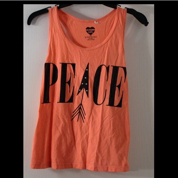 Peach Peace Arrow Tank