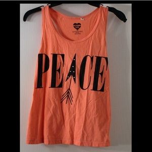 Peach Peace Arrow Tank