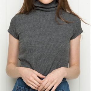 New Brandy Melville Karriane turtleneck