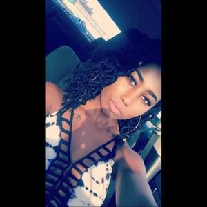 Meet your Posher, Brianna