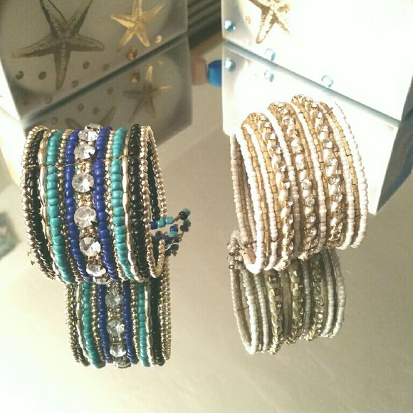 Assortment of bracelets!
