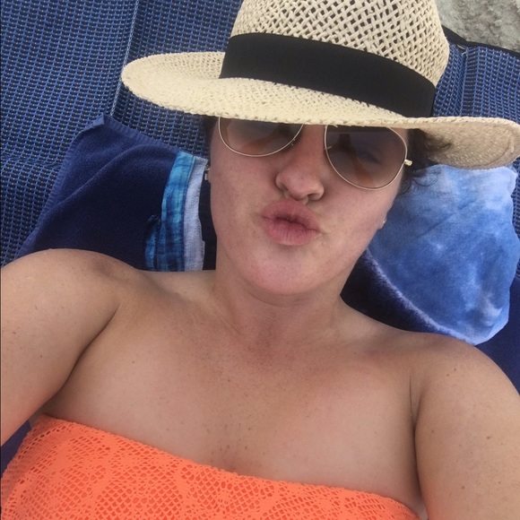 Meet your Posher, Shanlyn - Picture 1 of 1