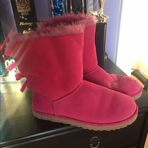 Pink Bailey Bow Uggs Size 9