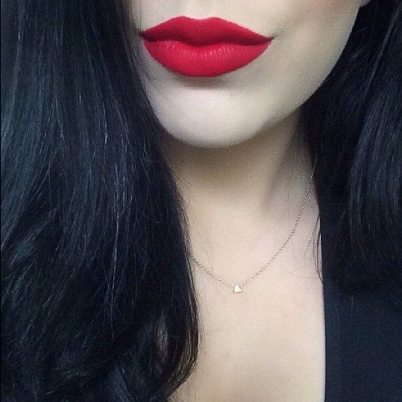 Meet your Posher, Alyssa - Picture 1 of 1