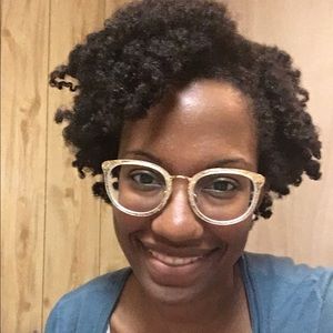 Meet your Posher, Tahira