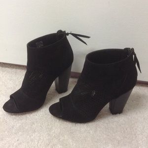 Open toe ankle booties