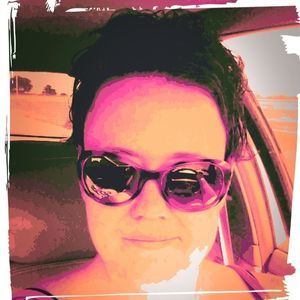 Meet your Posher, Melanie