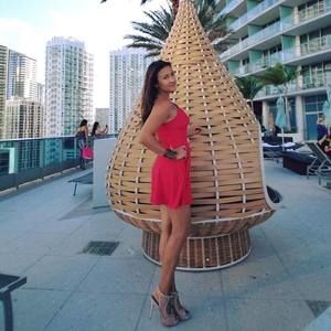 Meet your Posher, Margarita