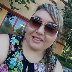 Meet your Posher, Shari