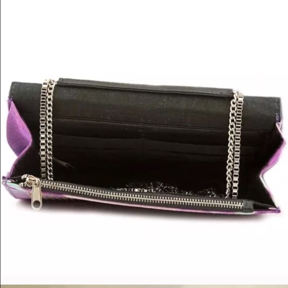 Steve Madden Bi Dreamy Purple tie-dye Messenger - Picture 4 of 4