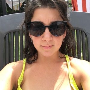 Meet your Posher, Taylor