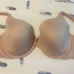 38D Victoria's Secret Nude Bra