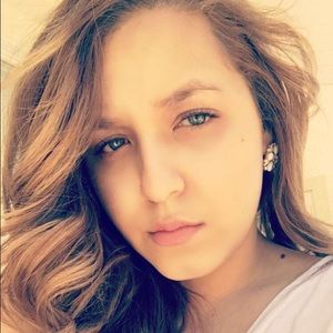 Meet your Posher, Farangeliz