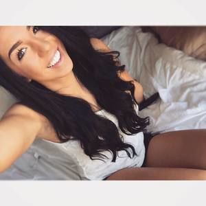 Meet your Posher, Mandy