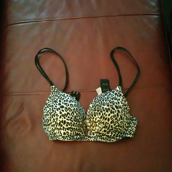 Victorias secret push up bra 32b