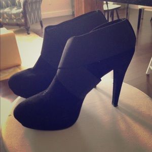 Stuart Weitzman stiletto booties