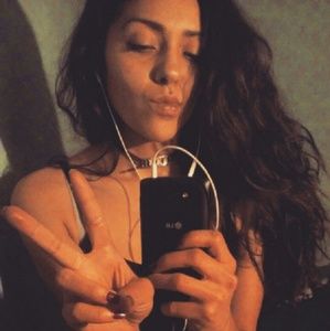 Meet your Posher, Lynette