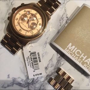 🎉PRICE DROP🎉Michael Kors Rose Gold Runway Watch