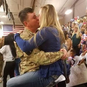 Meet your Posher, Caitlin