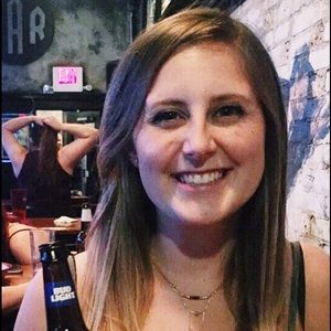 Meet your Posher, Alyssa