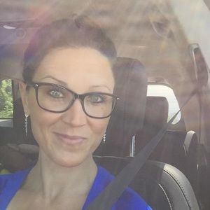 Meet your Posher, Aleisha