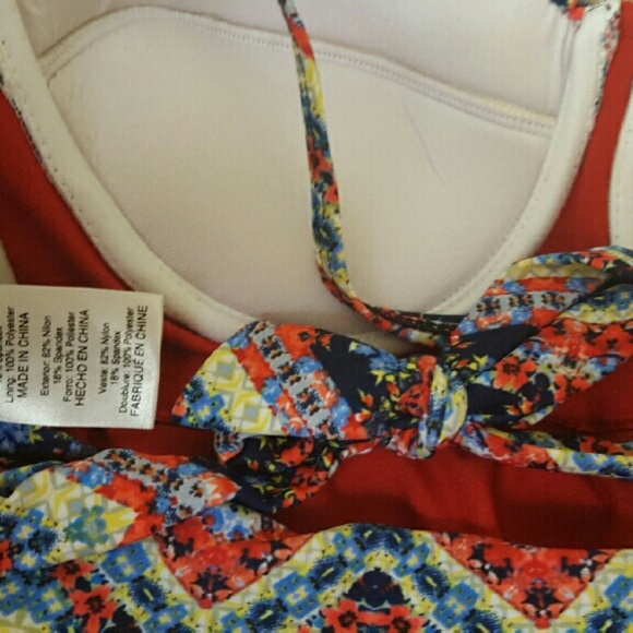 Js one piece with bottom ruffle - Picture 2 of 3