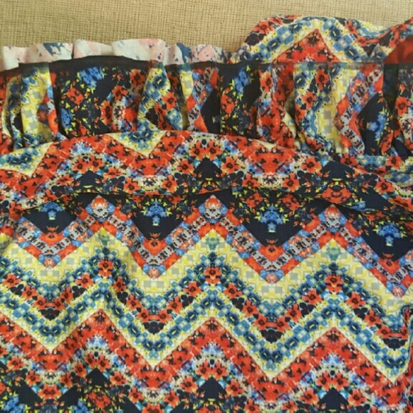 Js one piece with bottom ruffle - Picture 3 of 3