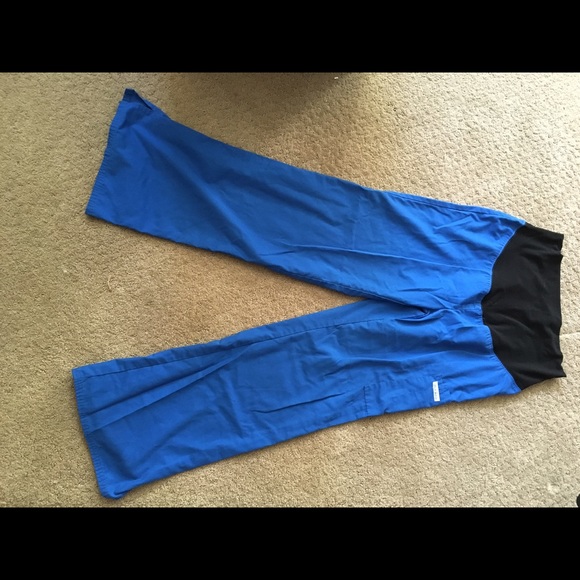 Maternity scrub pants
