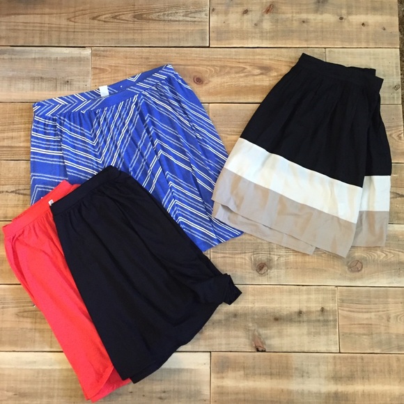 ❌SOLD❌Bundle of Old Navy Skirts