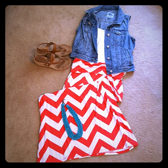 FLASH SALE 🔥A.N.A. chevron maxi skirt