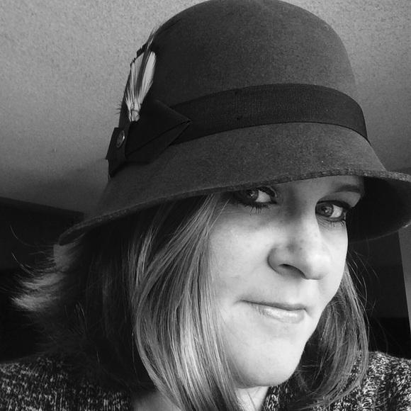 Meet your Posher, Lori