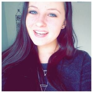 Meet your Posher, Alexys